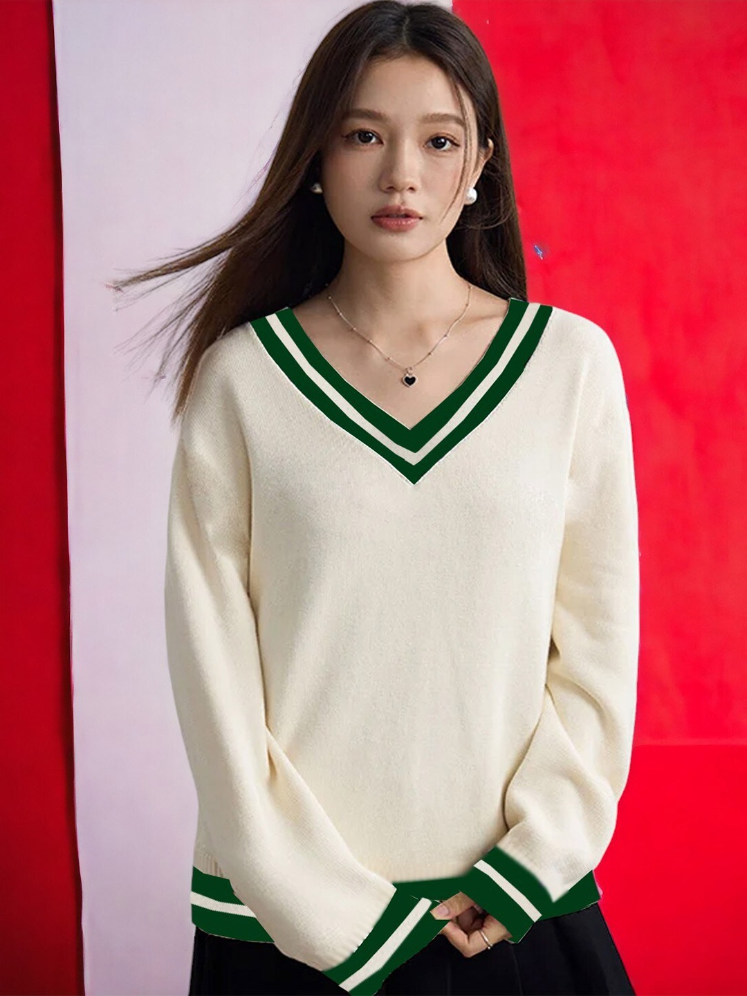 

CLAFOUTIS V-Neck Drop-Shoulder Sleeves T-shirt, Off white