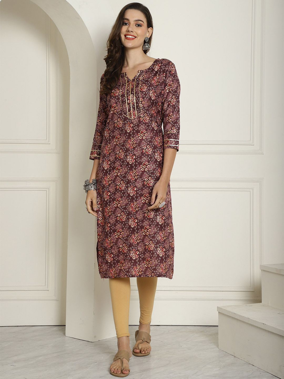 

Rajnandini Foil Printed Straight Kurta, Purple