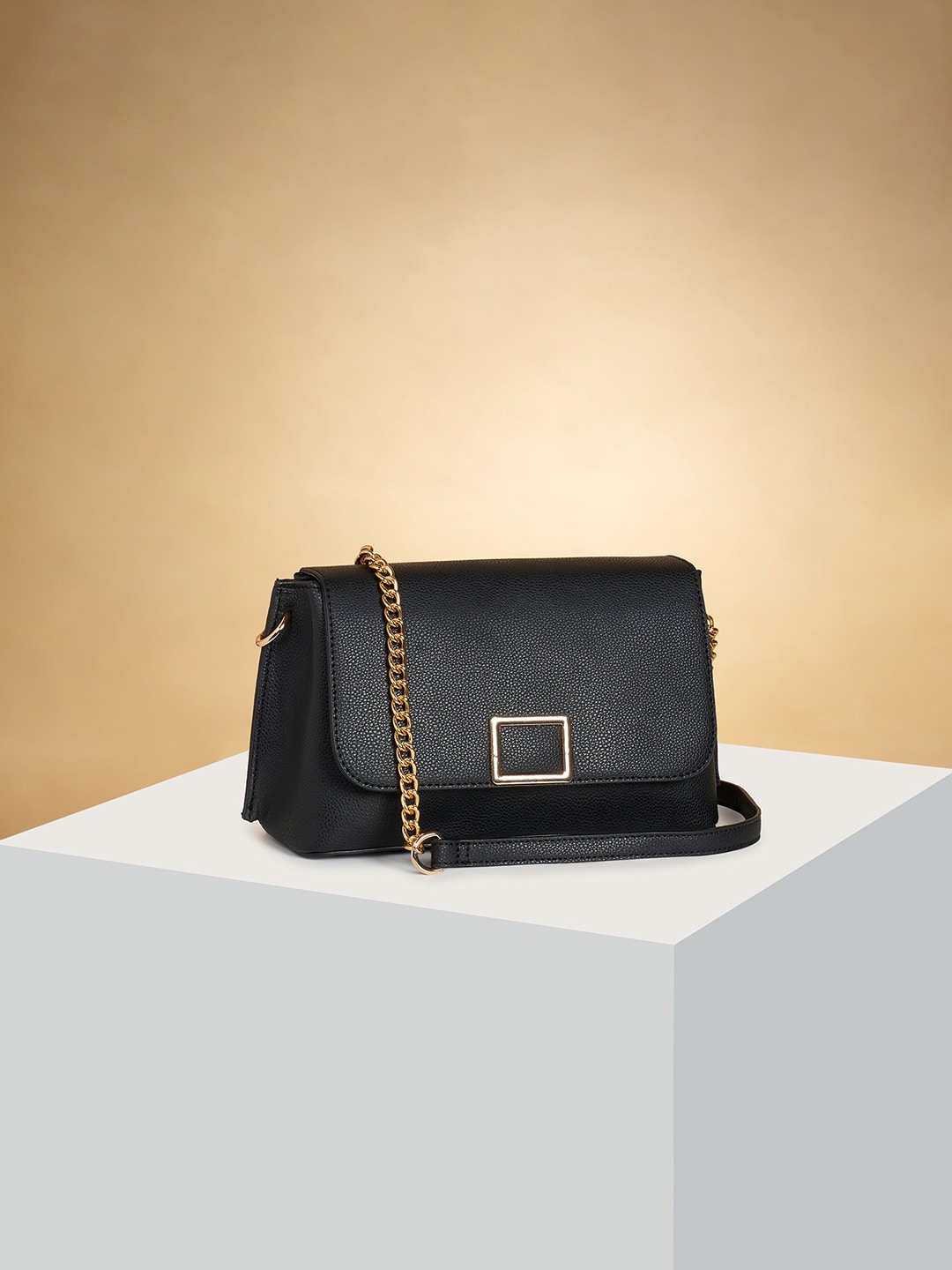 

Forever Glam by Pantaloons Structured Sling Bag, Black