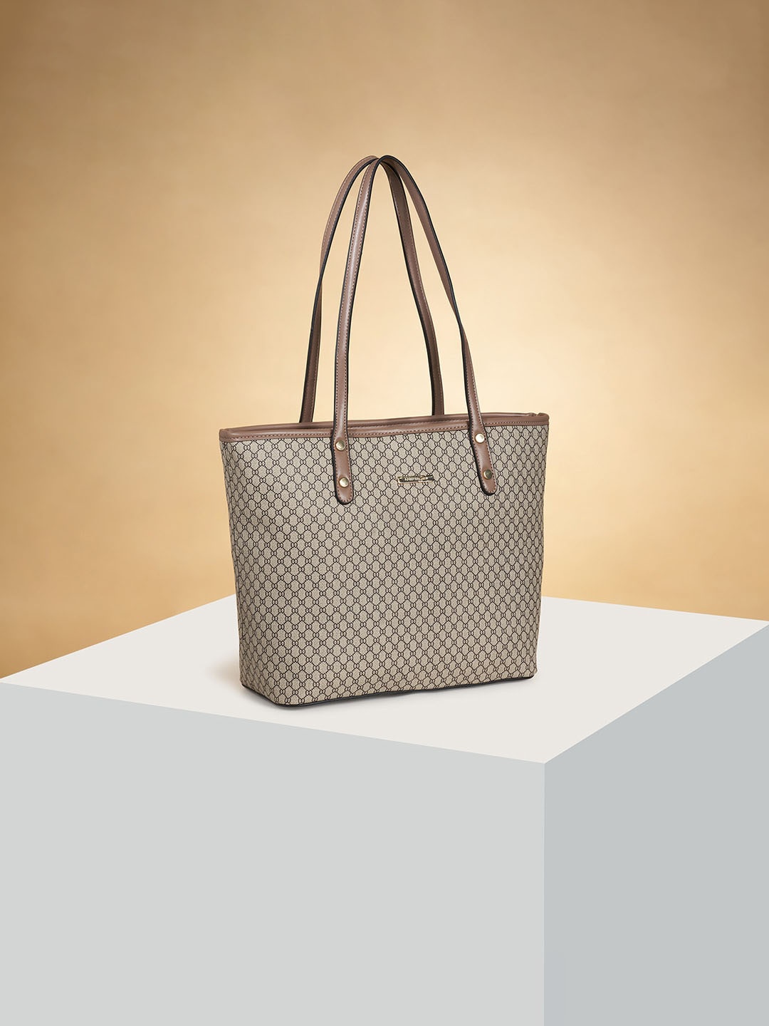 

Forever Glam by Pantaloons Geometric Printed Structured Shoulder Bag, Coffee brown