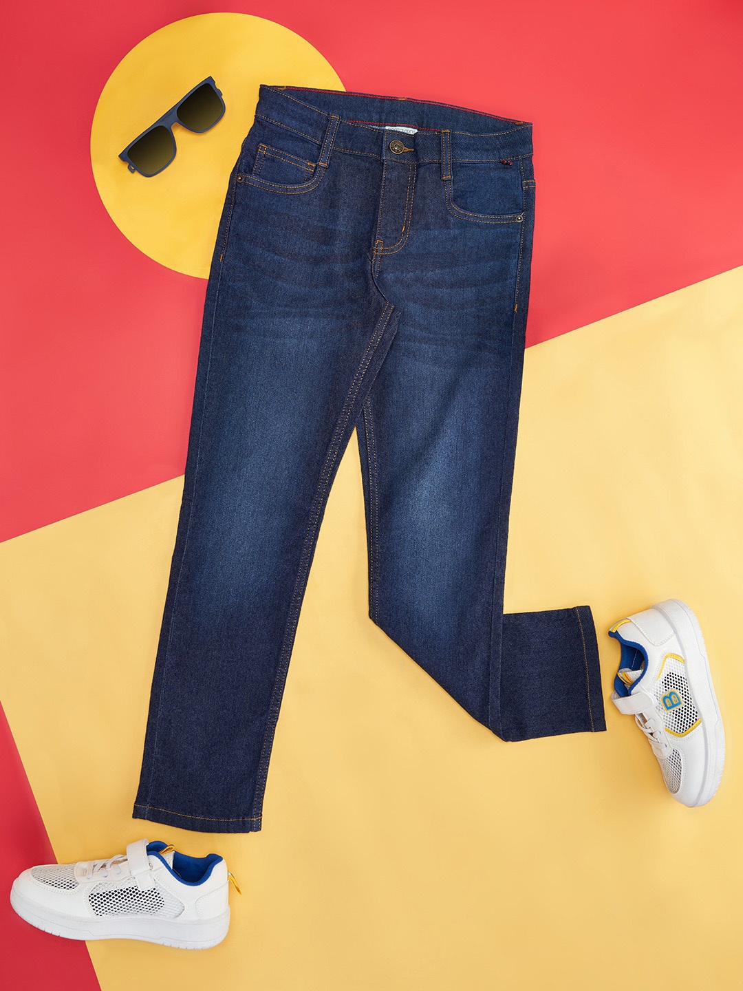 

Pantaloons Junior Boys Slim Fit Clean Look Light Fade Whiskers Stretchable Jeans, Navy blue