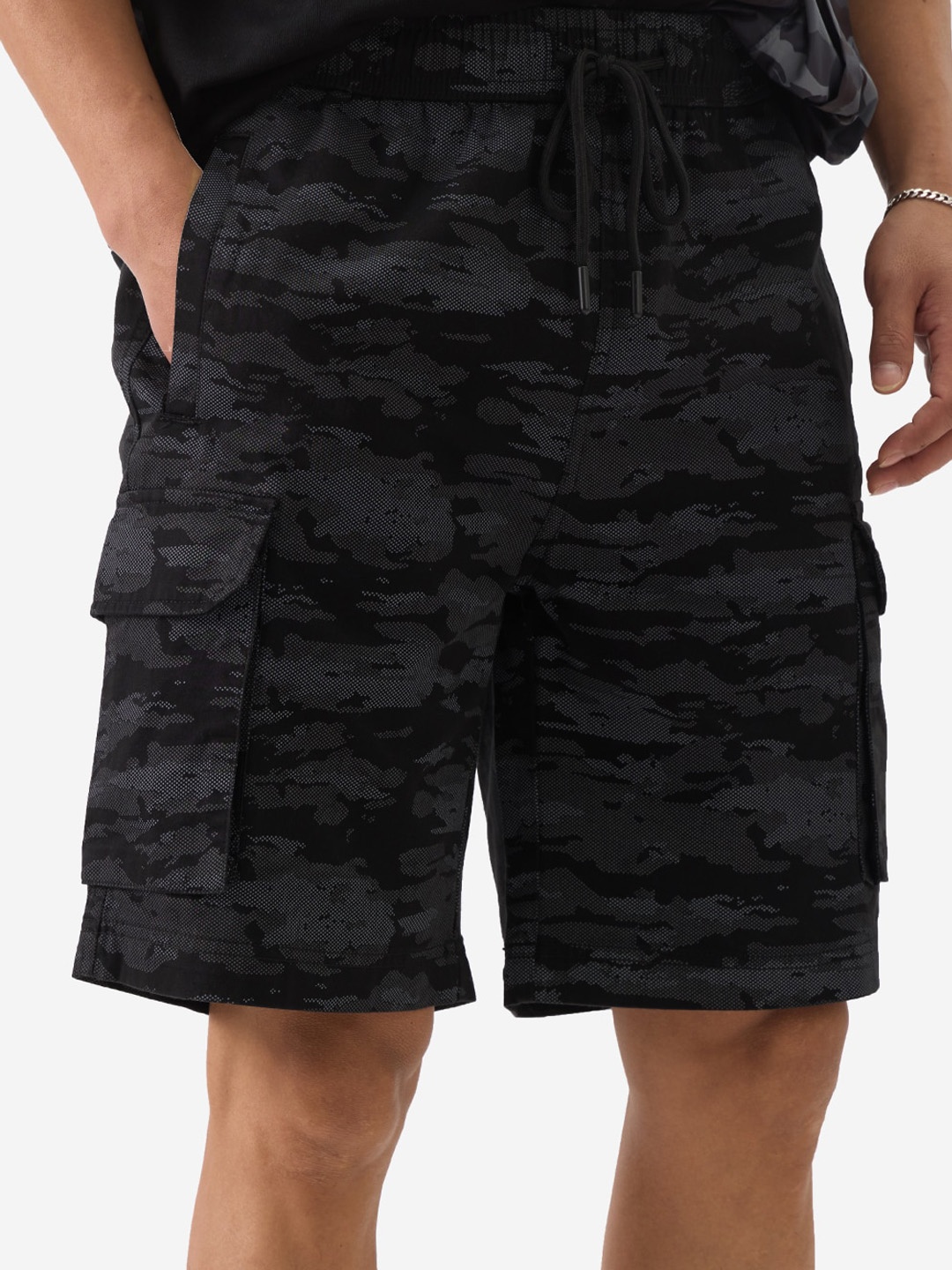 

The Souled Store Men Mid Rise Camouflage Printed Pure Cotton Shorts, Black
