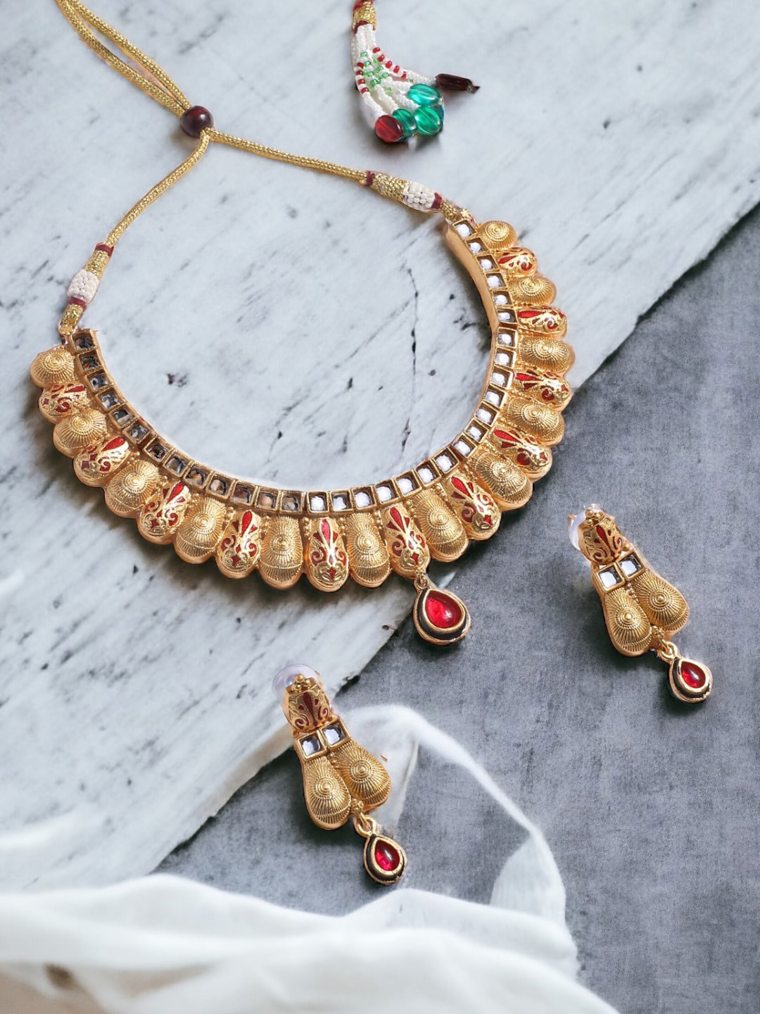 

ASMITTA JEWELLERY Gold-Plated Stone-Studded & Beaded Meenakari Jewellery Set