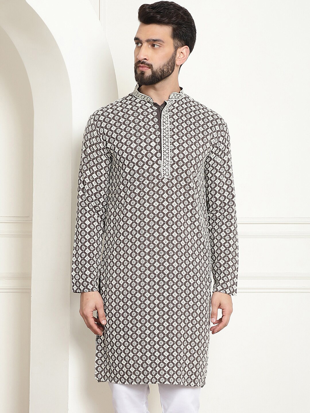 

SOJANYA Ethnic Motifs Embroidered Mandarin Collar Pure Cotton Straight Kurta, Brown