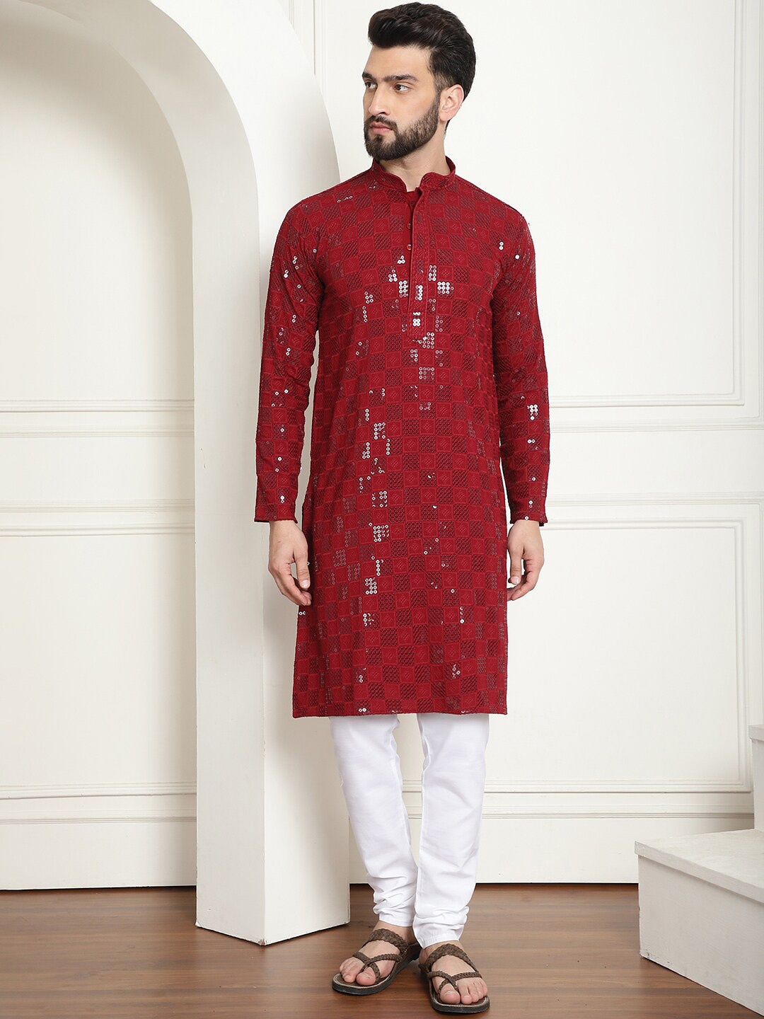 

SOJANYA Geometric Embroidered Mandarin Collar Long Sleeves Sequinned Pure Cotton Kurta Set, Maroon