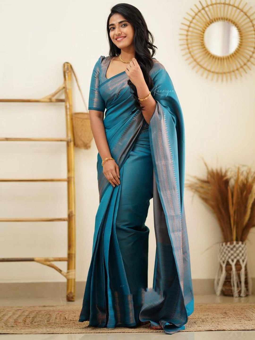 

Naishu Trendz Ethnic Motifs Woven Design Zari Pure Silk Kanjeevaram Saree, Blue