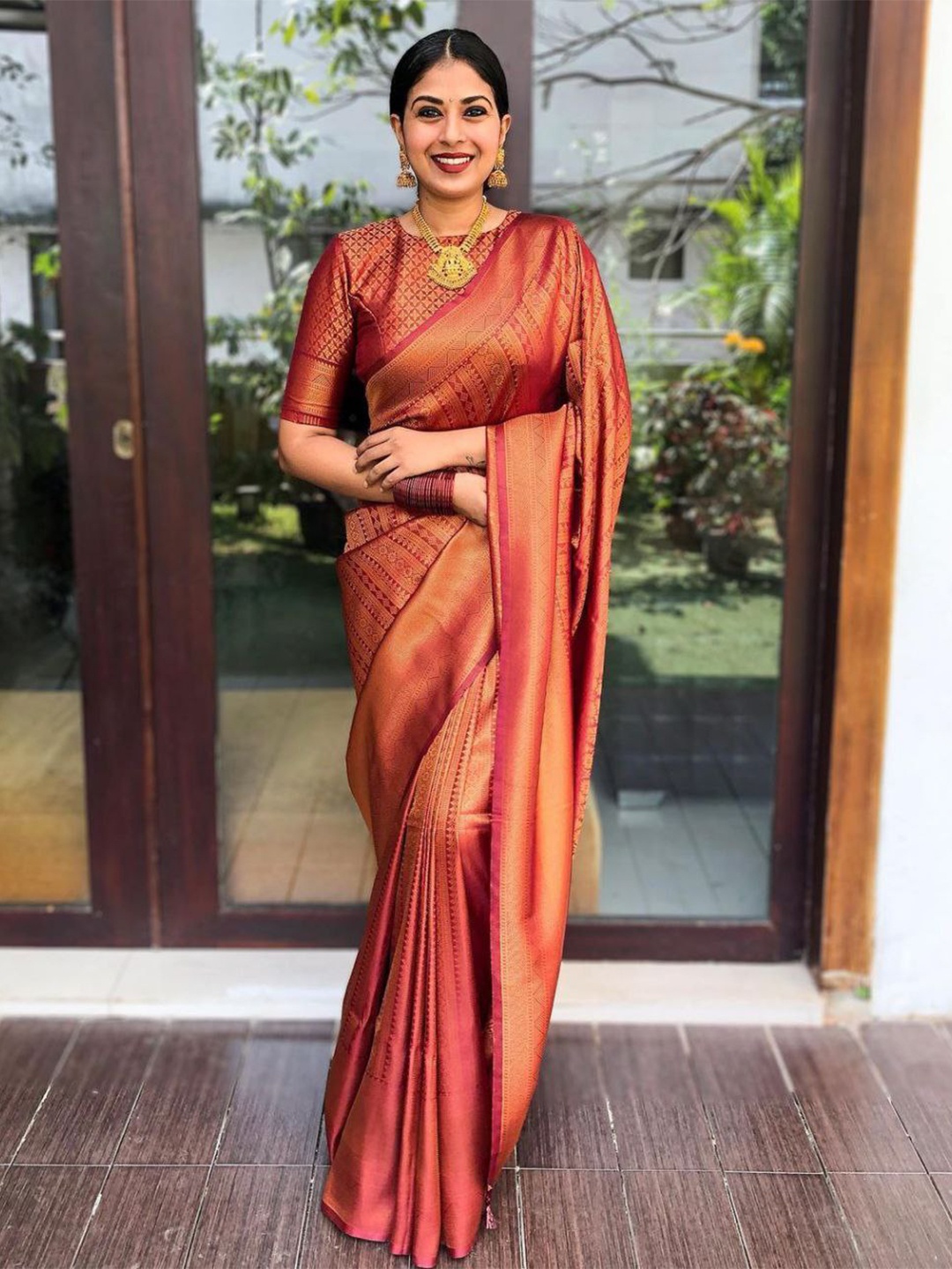 

Naishu Trendz Ethnic Motifs Woven Design Zari Pure Silk Kanjeevaram Saree, Maroon