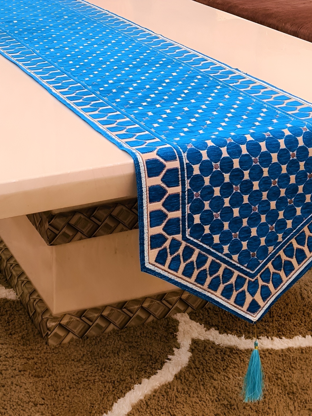 

GROKI Blue Geometric Embroidered Dust Proof Table Runners