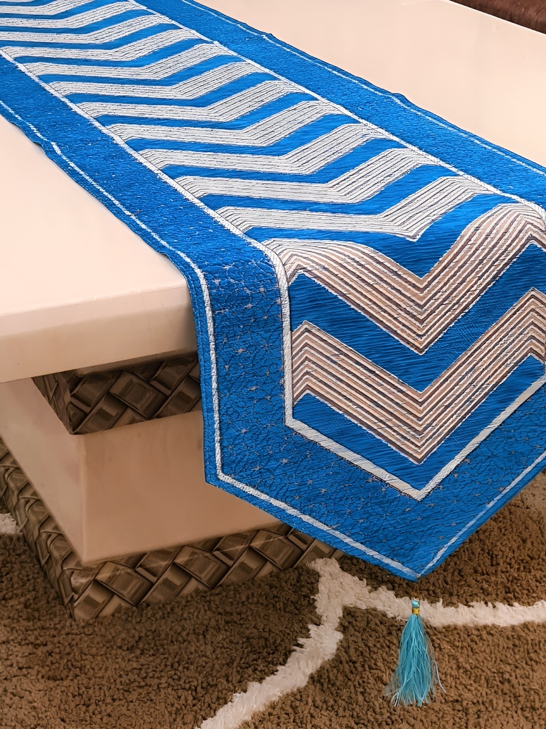 

GROKI Blue Geometric Embroidered Dust Proof Table Runners