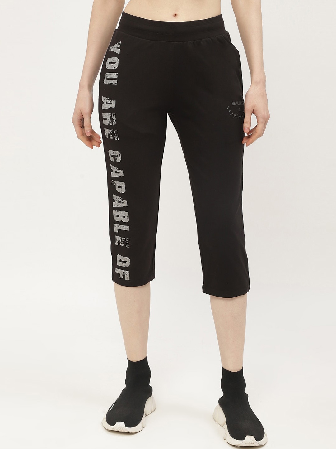 

MADAME M SECRET Women Printed Three-Fourth Track Pants, Black