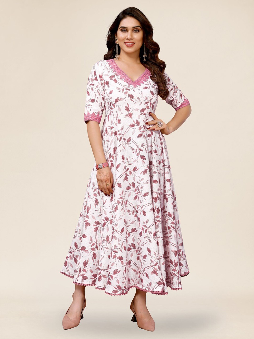 

TITANIUM SILK INDUSTRIES PVT. LTD. Cotton Floral Print Maxi Dress, White