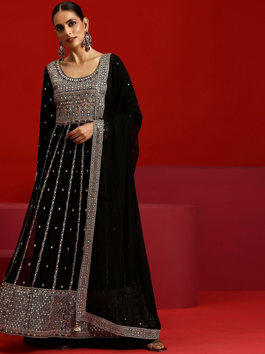 

Libas Art Ethnic Motifs Embroidered Round Neck Sequinned Kurta with Palazzos & Dupatta, Black