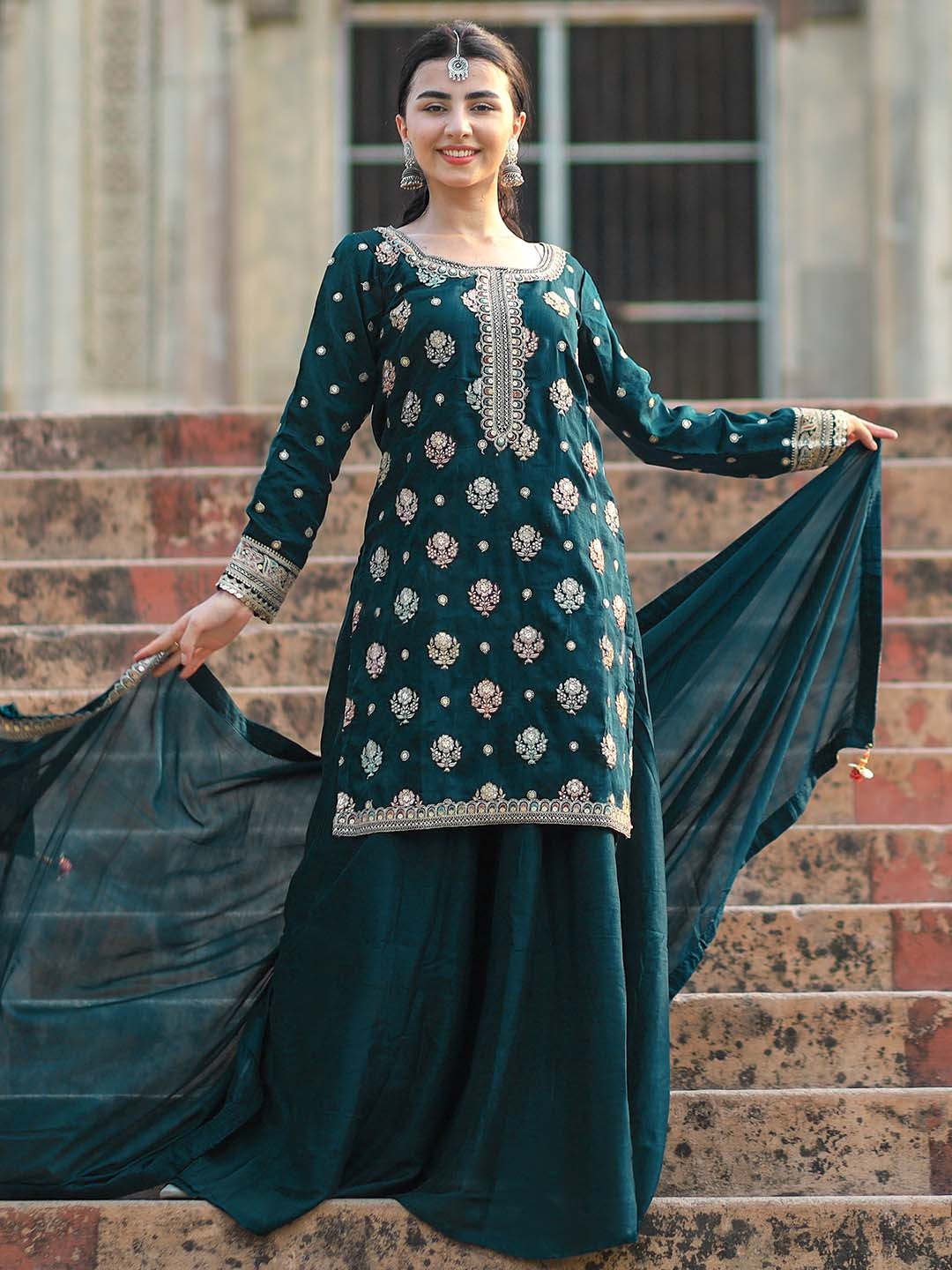 

Libas Art Floral Embroidered Round Neck Straight Kurta with Palazzos & Dupatta, Blue