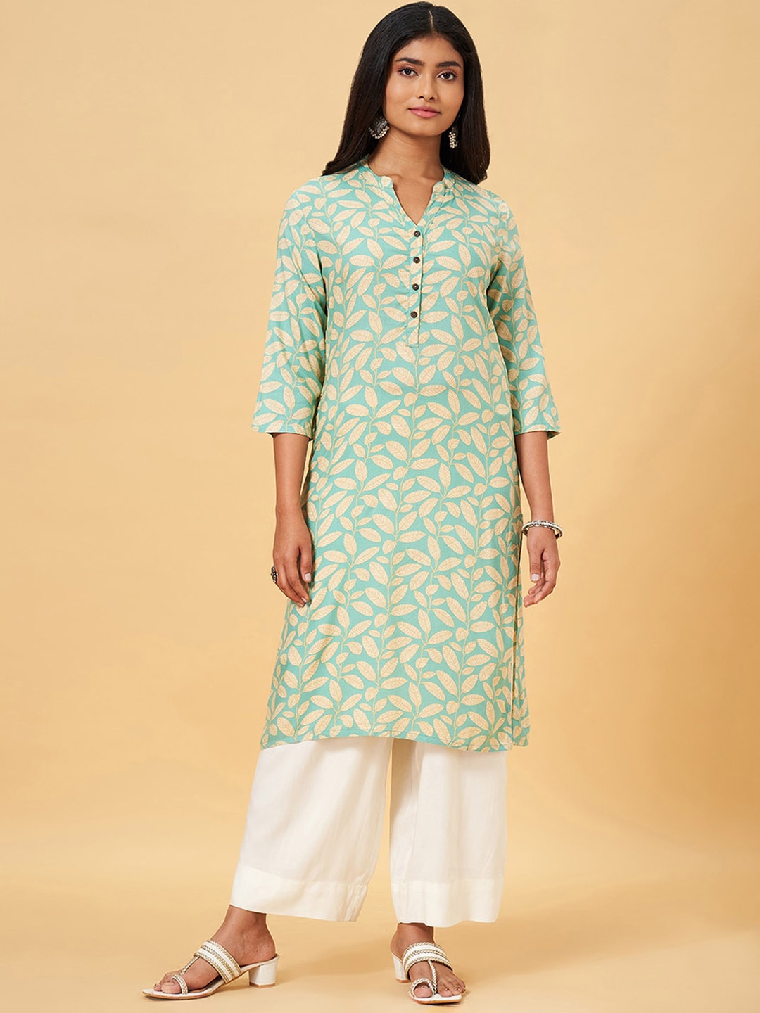 

RANGMANCH BY PANTALOONS Floral Printed Mandarin Collar Kurta, Sea green