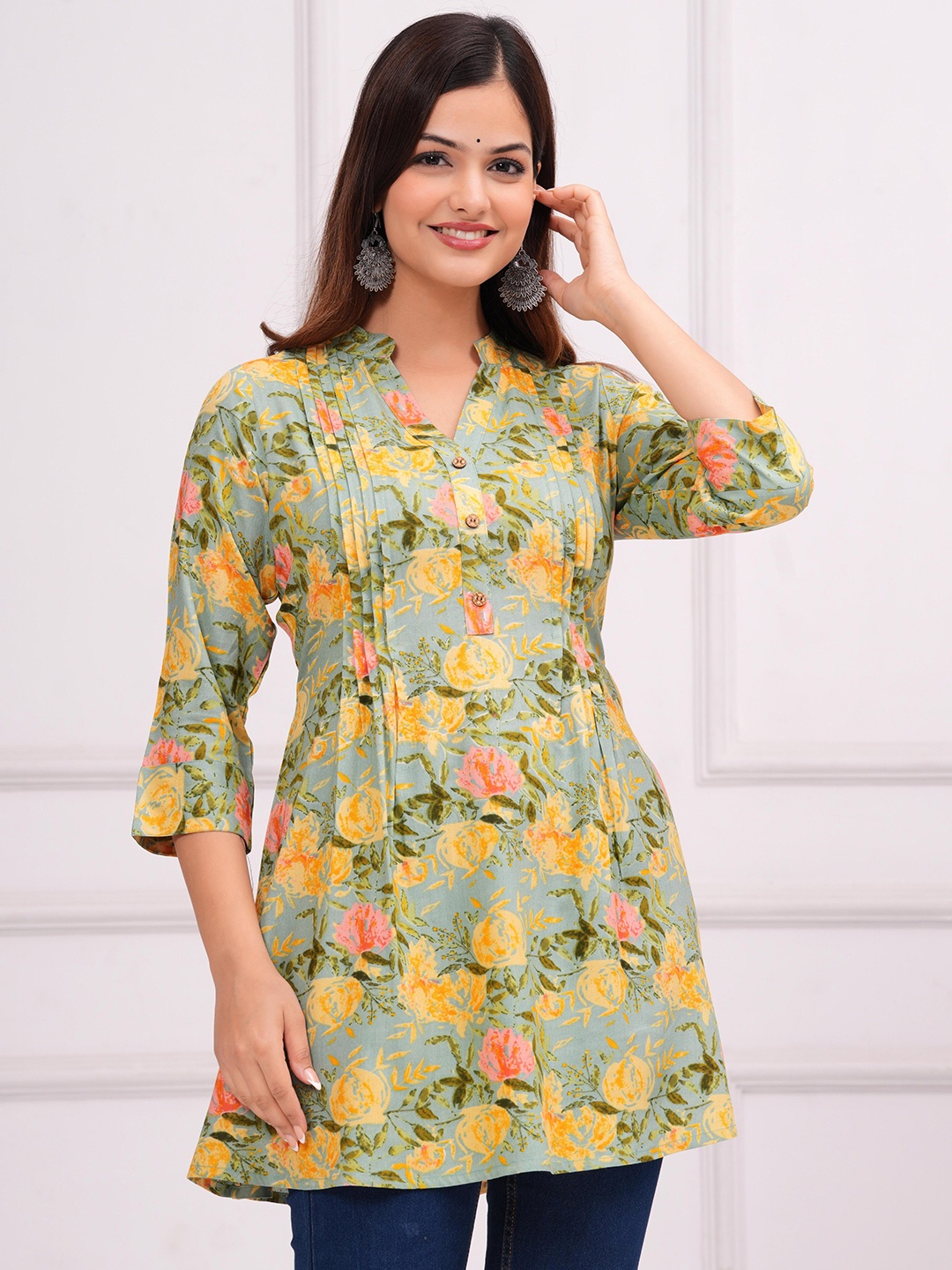 INDIANIC Floral Printed Mandarin Collar A-Line Kurti, Lime green