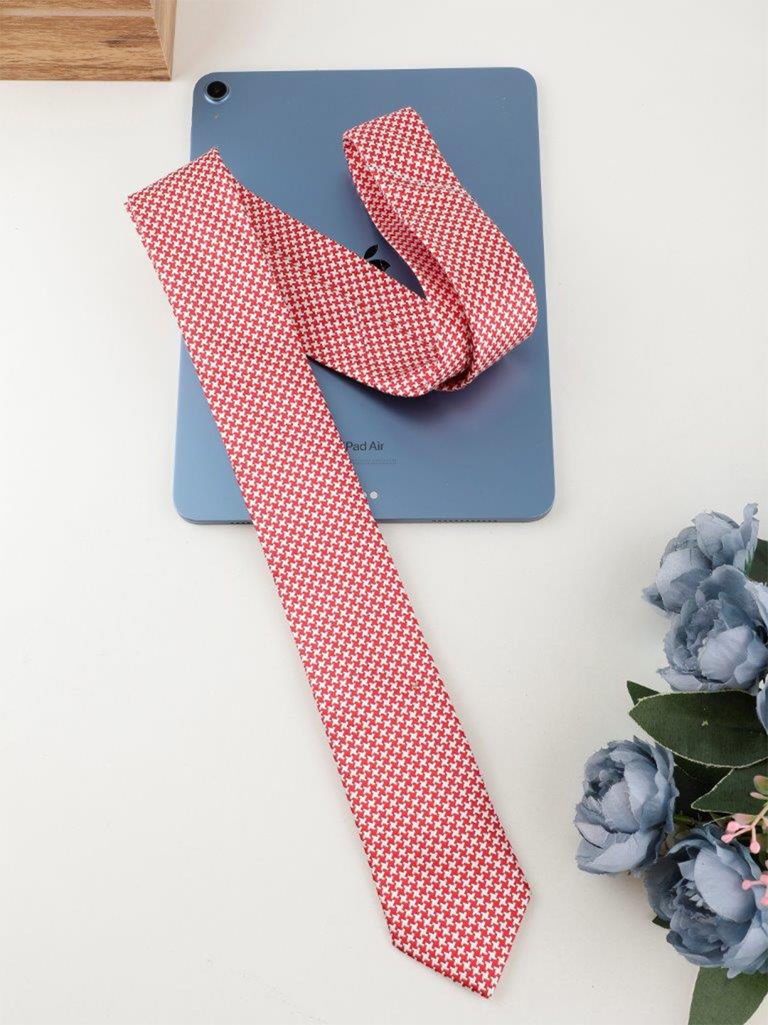 

Alvaro Castagnino Men Printed Silk Skinny Tie, Red