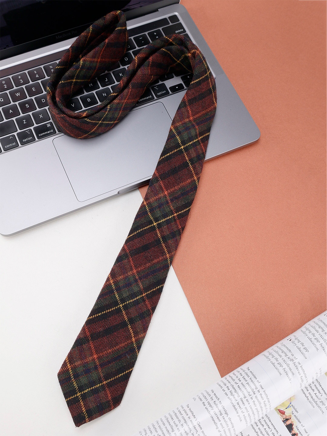 

Alvaro Castagnino Men Printed Cotton Skinny Tie, Maroon