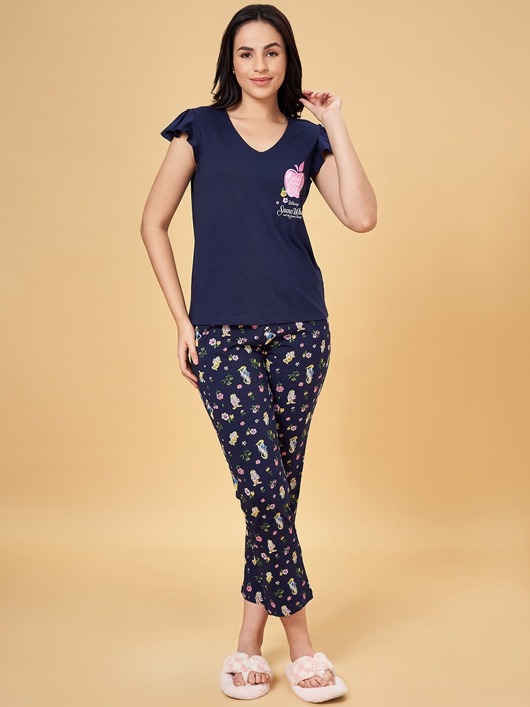 

Dreamz by Pantaloons Printed V-Neck Pure Cotton Night suit, Navy blue