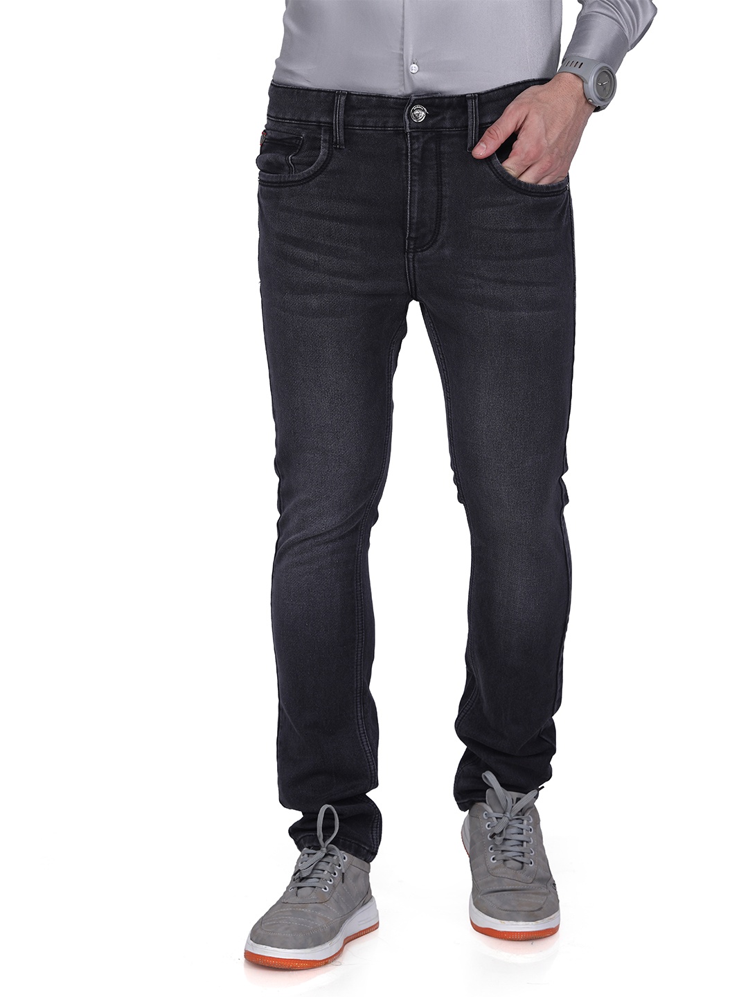 

Berkshire Men Smart Slim Fit Light Fade Stretchable Jeans, Black