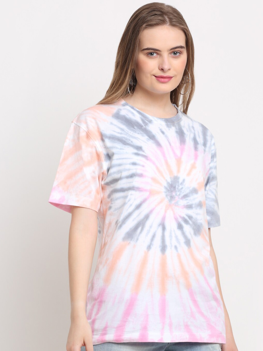 

Ennoble Tie and Dye Drop Shoulder Sleeves Cotton Relaxed Fit T-shirt, White