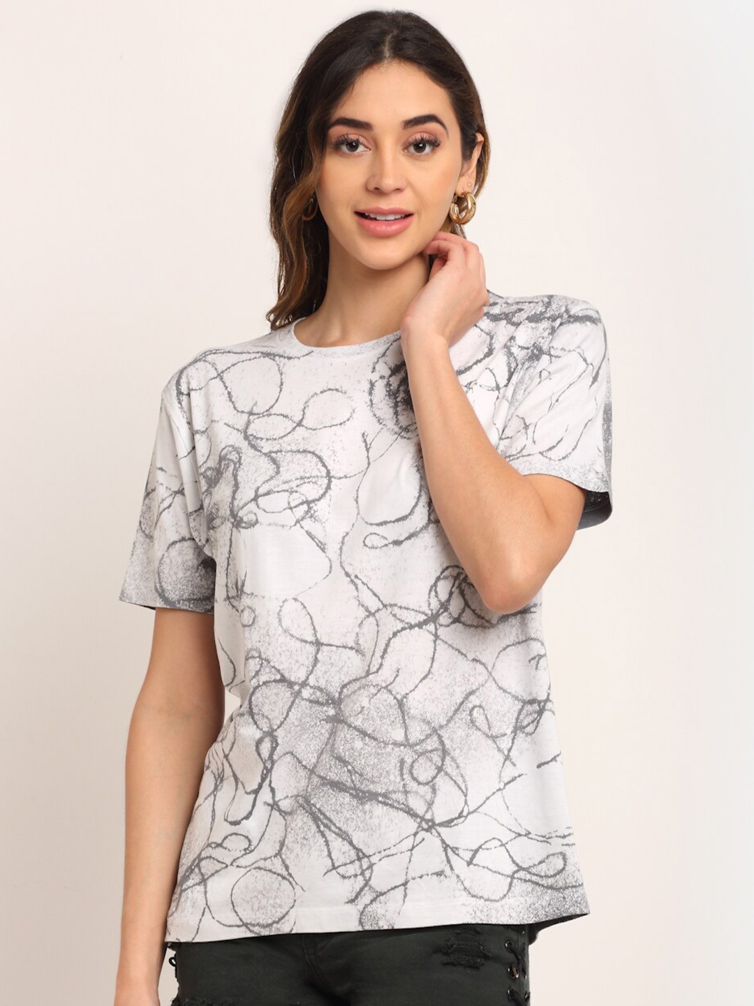 

Ennoble Round Neck Tie and Dyed Cotton T-shirt, Grey