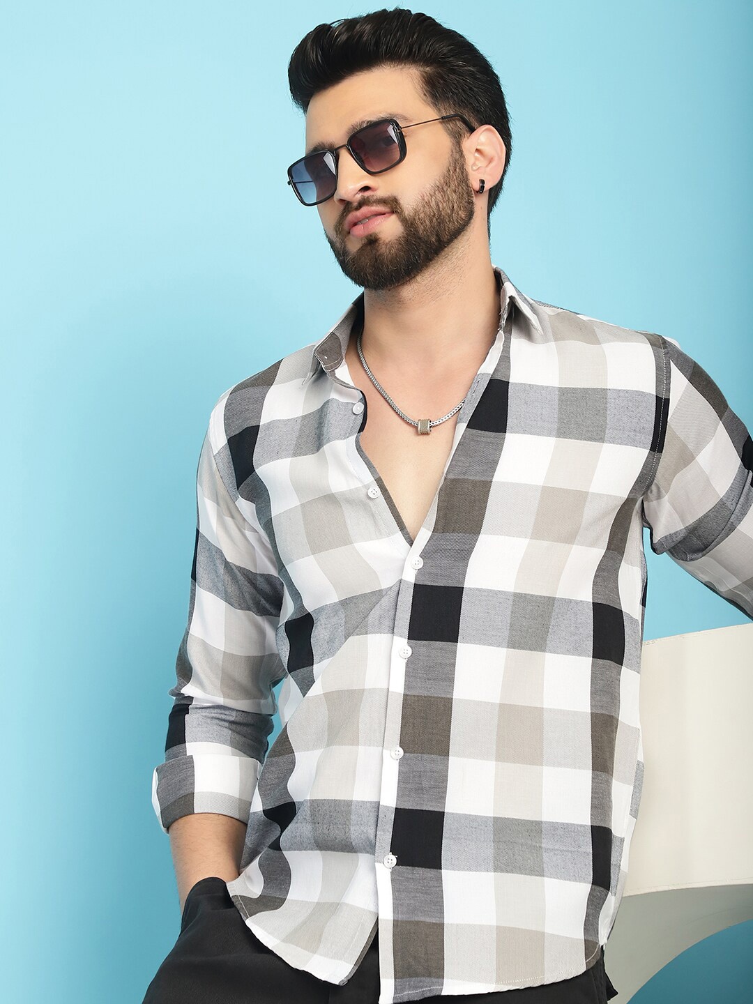 

Indian Needle Classic Buffalo Checked Casual Pure Cotton Shirt, Black