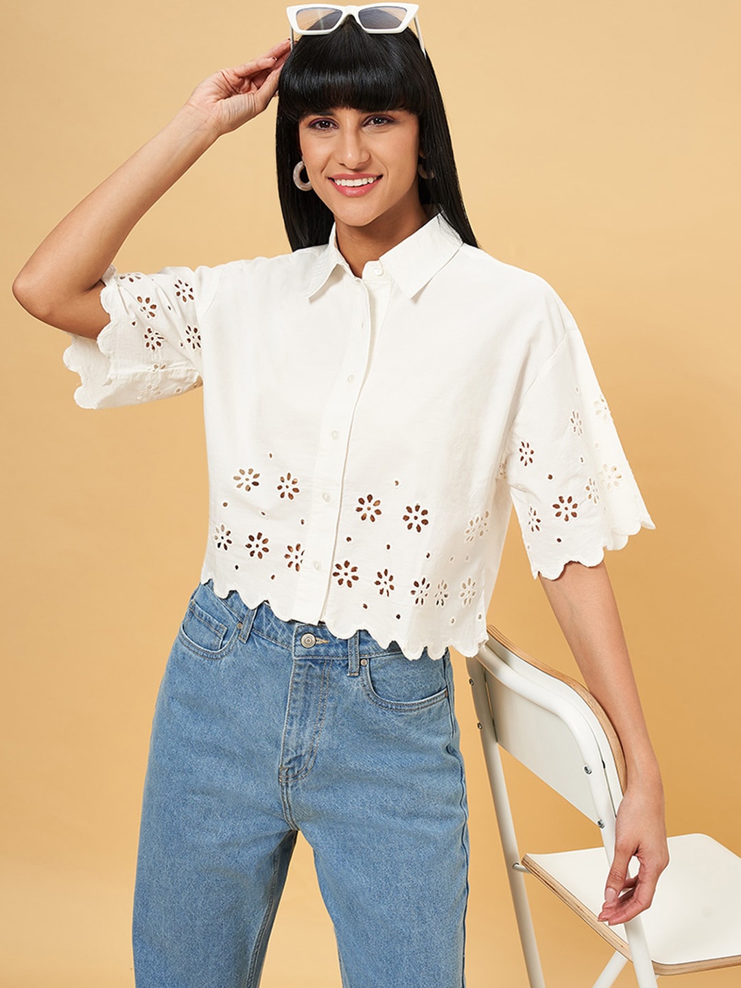 

People White Boxy Floral Self Design Cotton Schiffli Casual Shirt