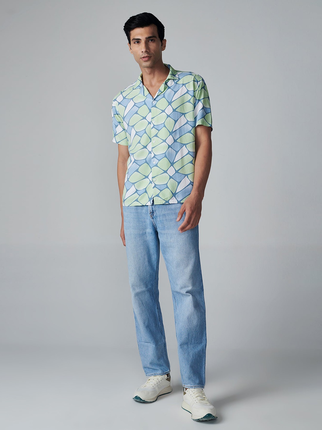 

OFFCUTS Spread Collar Relaxed Geometric Printed Casual Cotton Shirt, Green