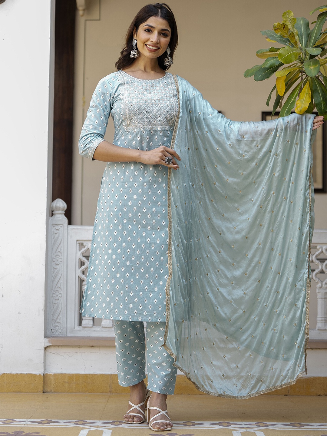 

Nayo Floral Printed Thread Work Pure Cotton Straight Kurta With Trousers & Dupatta, Blue