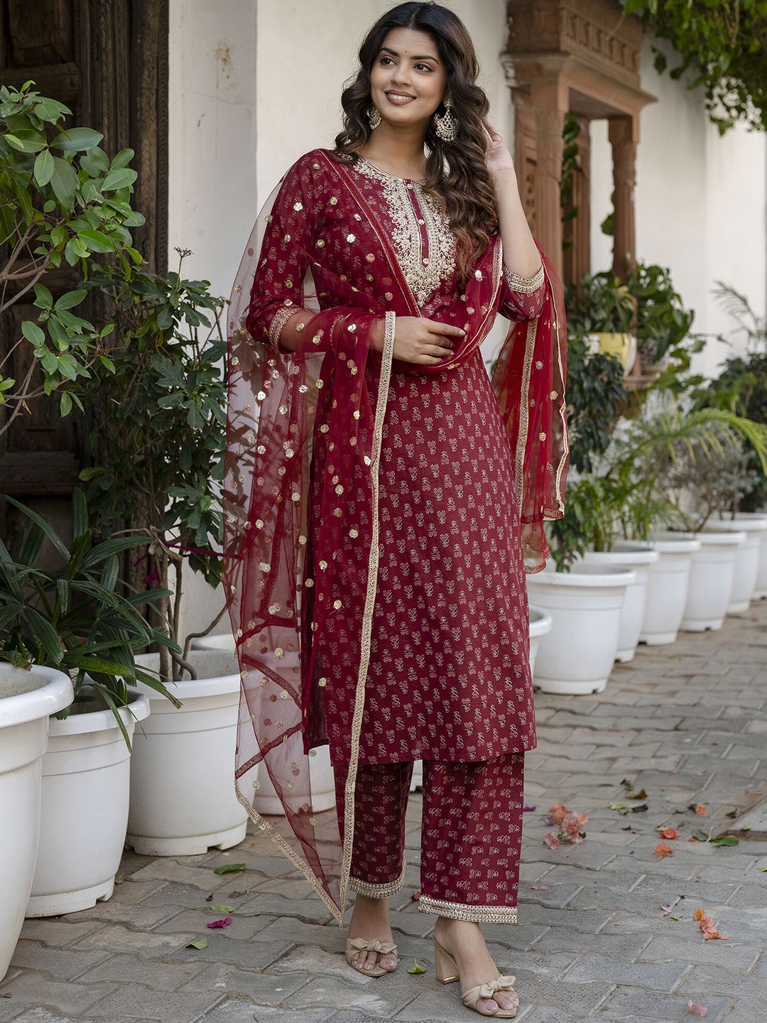 

Nayo Ethnic Motifs Printed Sequinned Pure Cotton Straight Kurta With Trousers & Dupatta, Burgundy