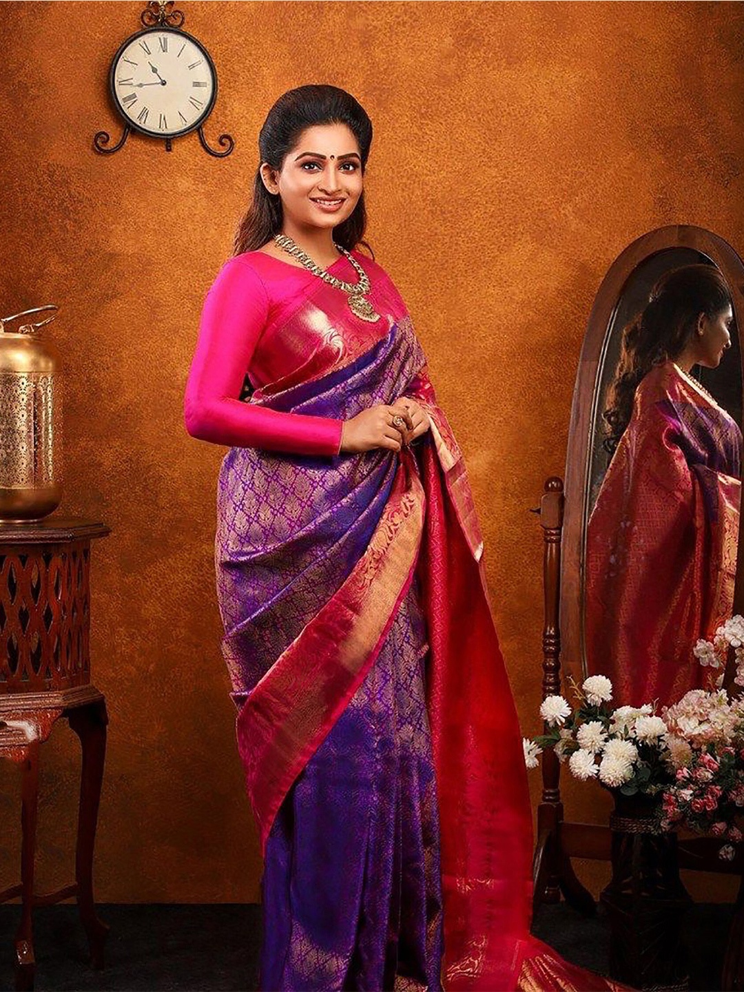 

Aldwych Ethnic Motifs Woven Design Zari Banarasi Silk Saree, Purple