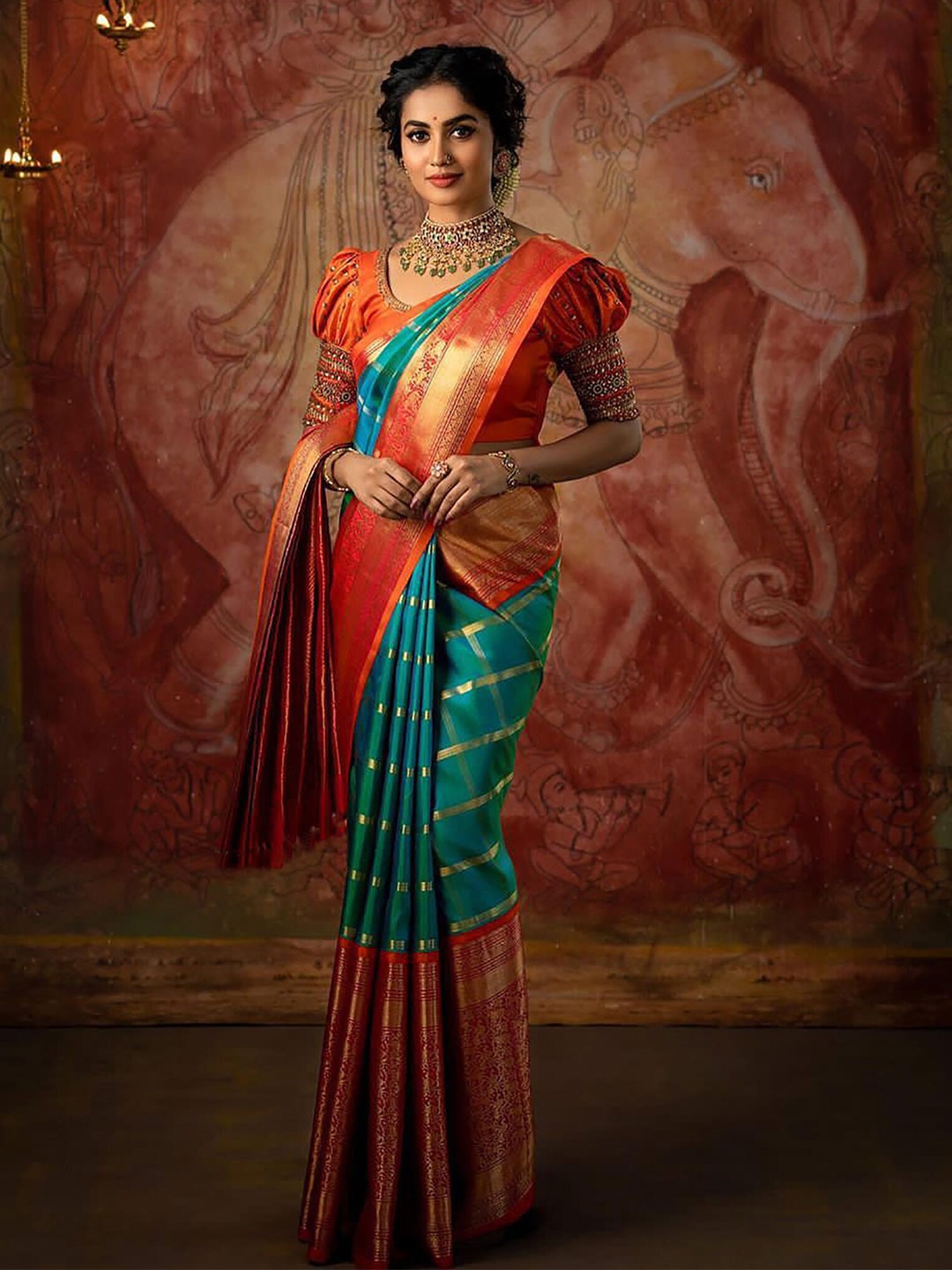 

Aldwych Ethnic Motifs Woven Design Zari Banarasi Silk Saree, Green
