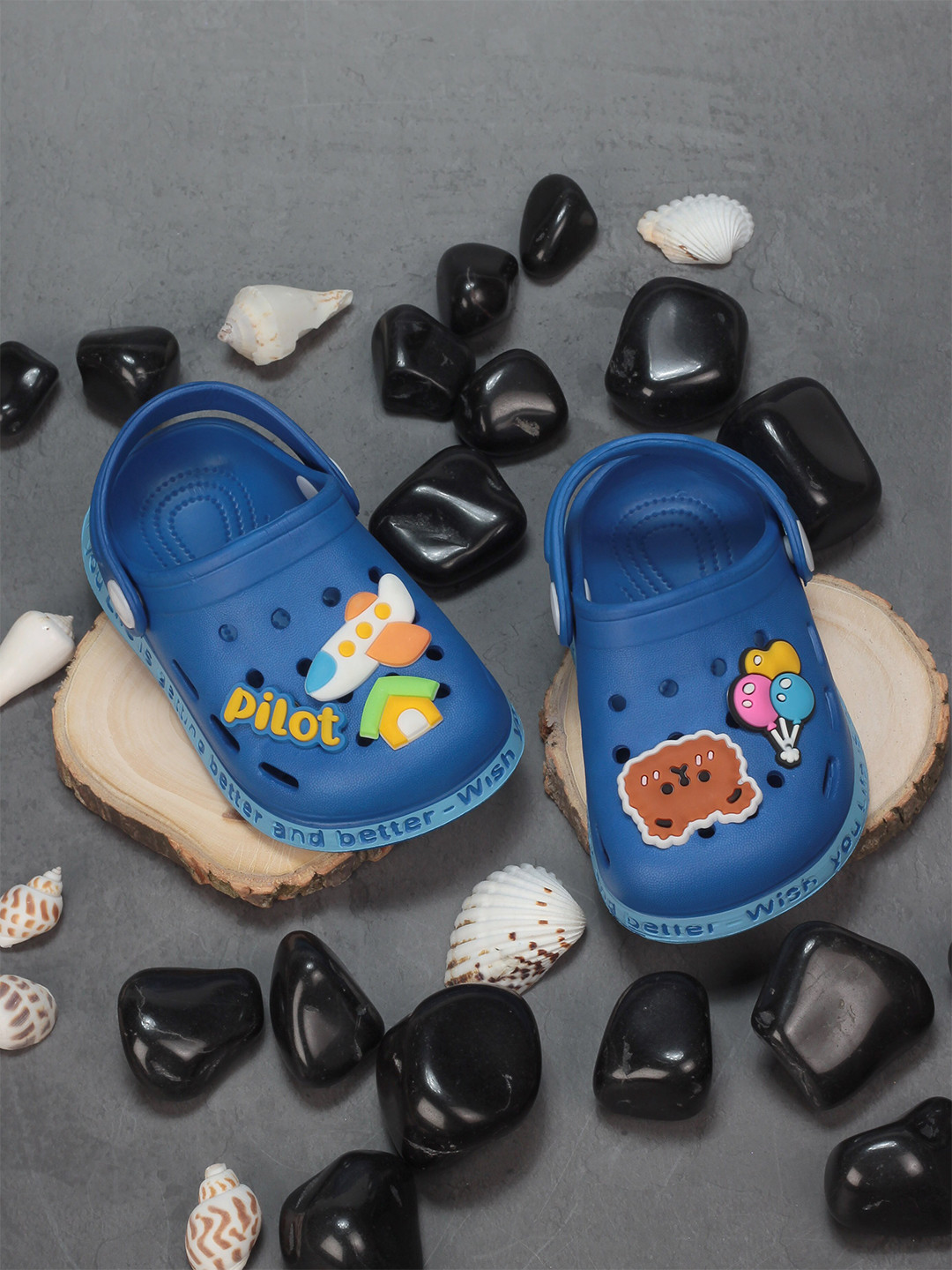 

Lil Lollipop Kids Self Design Clogs, Navy blue