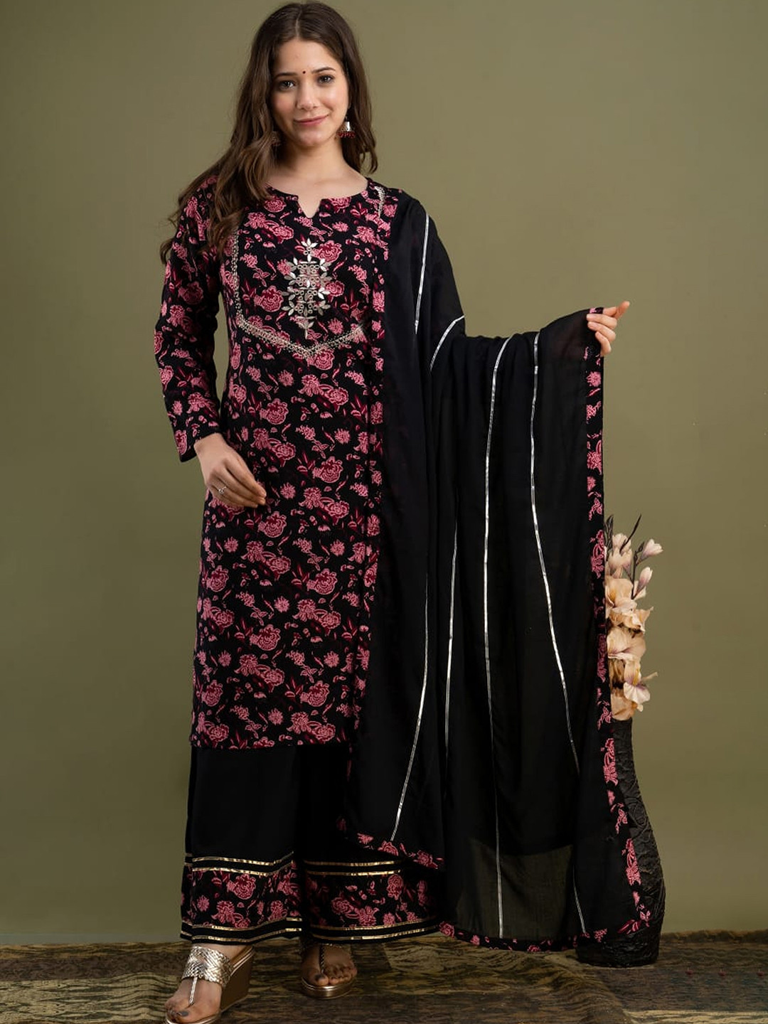 

SK2 Fashion Floral Printed Round Neck Anarkali Kurta & Palazzos With Dupatta, Black