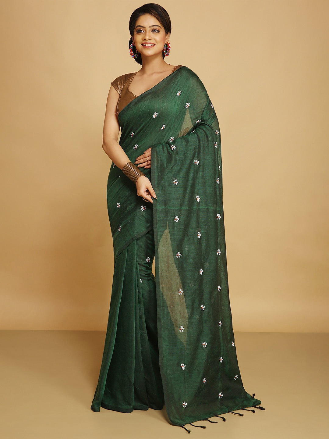 

BENGAL HANDLOOM Ethnic Motifs Embroidered Taant Saree, Green