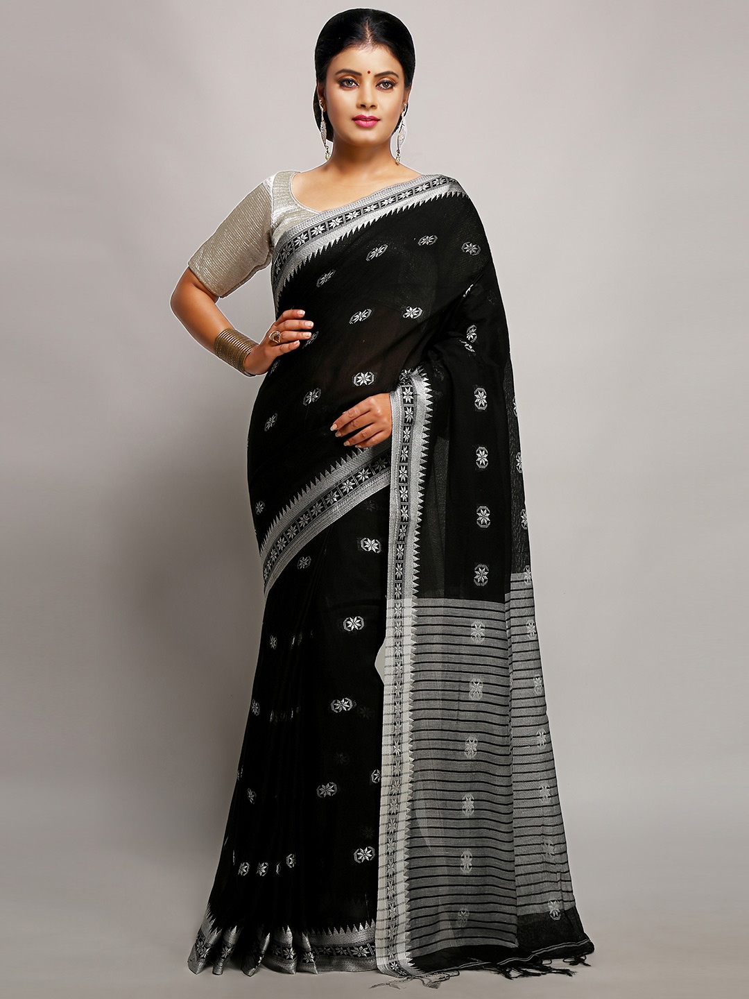 

BENGAL HANDLOOM Ethnic Motifs Woven Design Art Silk Taant Saree, Black