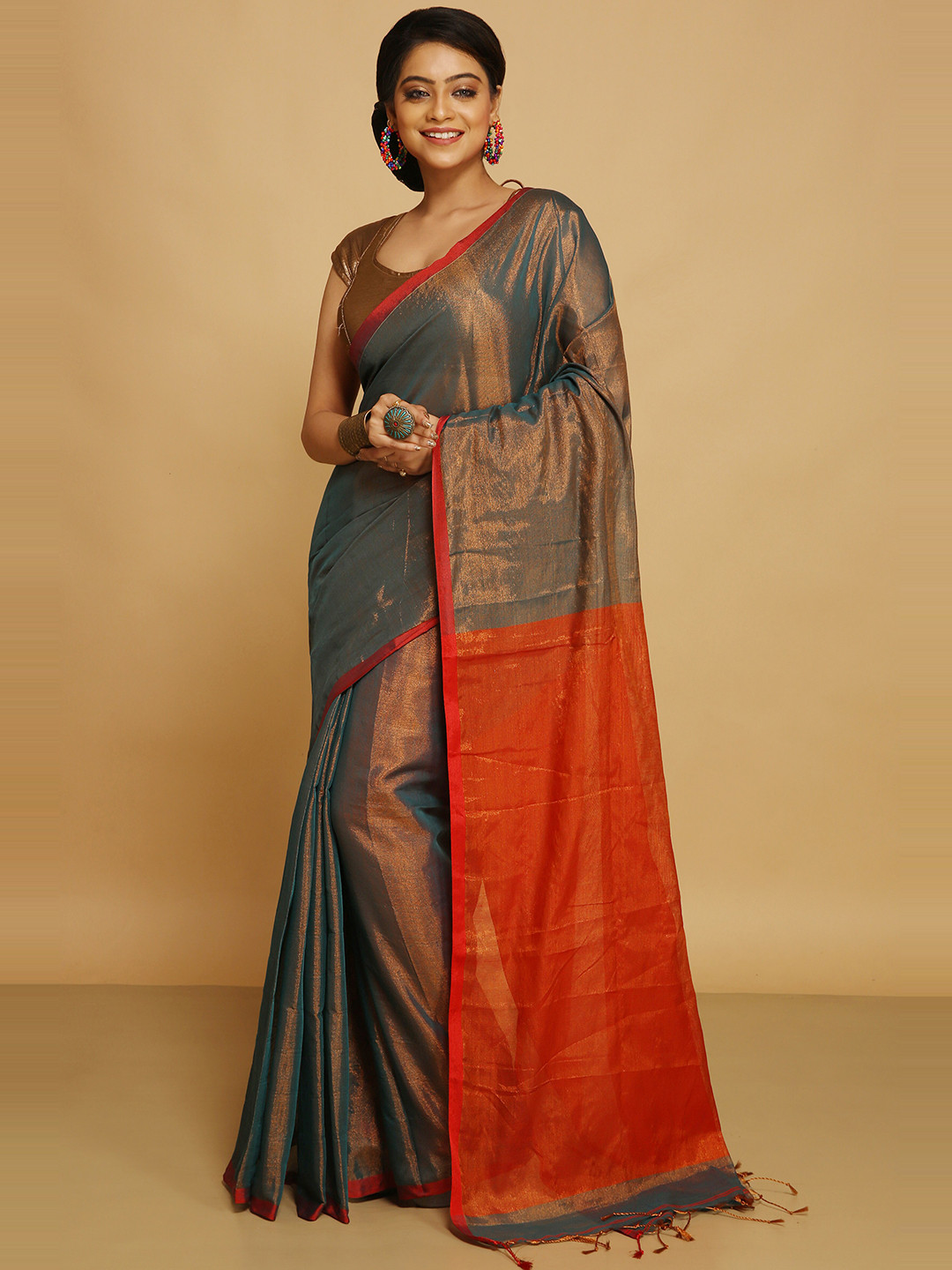 

BENGAL HANDLOOM Art Silk Taant Saree, Black