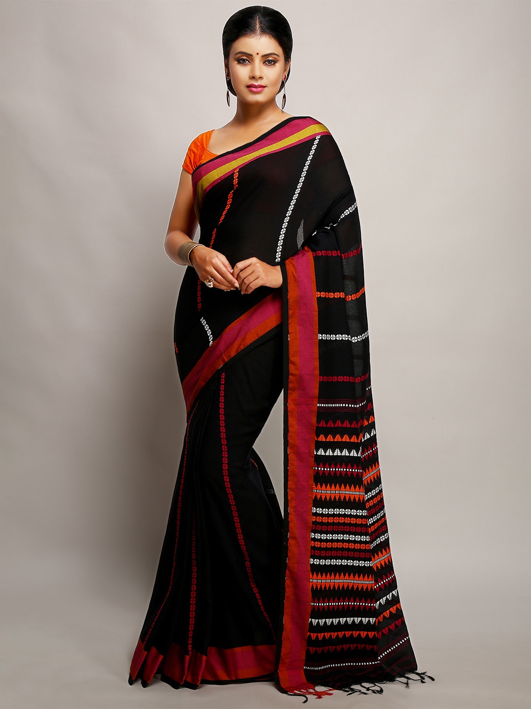 

BENGAL HANDLOOM Ethnic Motifs Woven Design Saree, Black