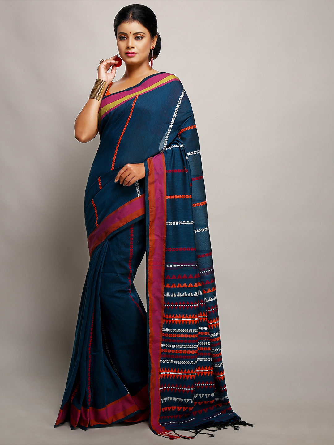 

BENGAL HANDLOOM Striped Woven Design Taant Saree, Blue
