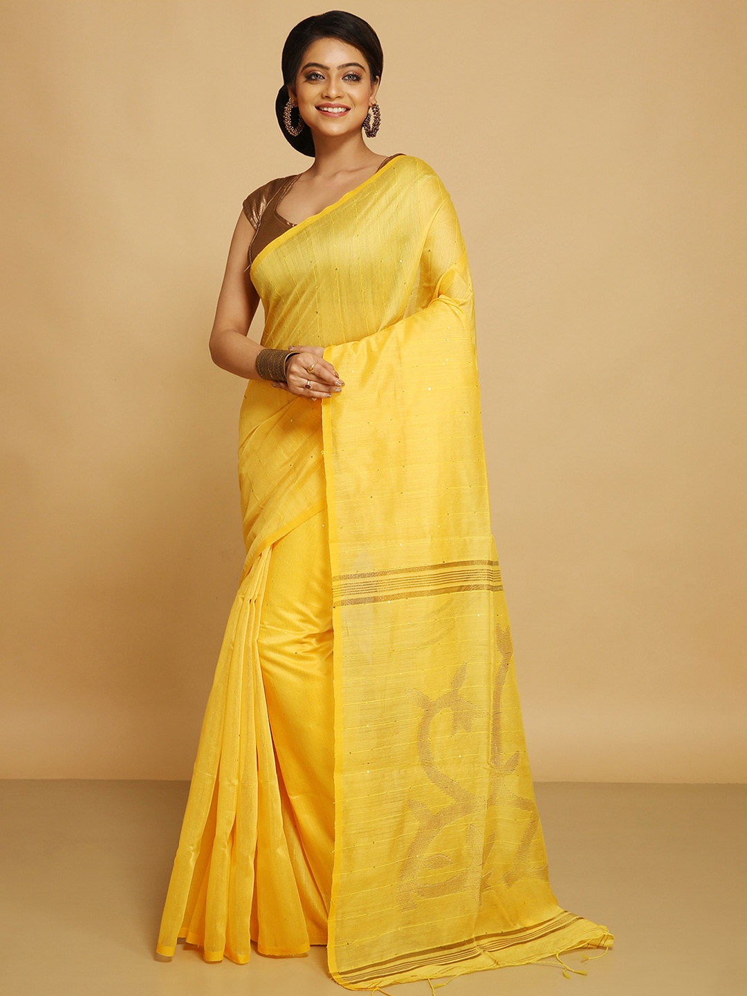 

BENGAL HANDLOOM Zari Taant Saree, Yellow