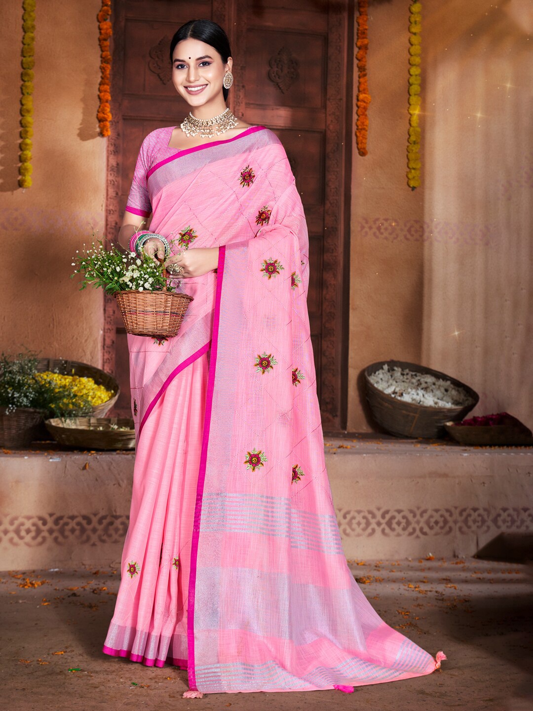 

SANGAM PRINTS Floral Embroidered Zari Saree, Pink