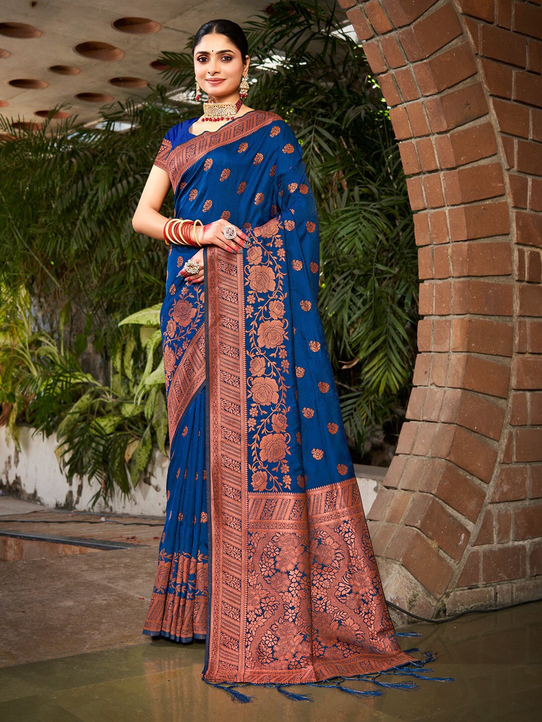 

SANGAM PRINTS Ethnic Motifs Woven Design Zari Banarasi Saree, Blue