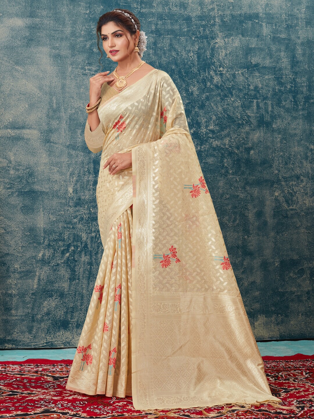 

SANGAM PRINTS Ethnic Motifs Woven Design Zari Kota Saree, Cream