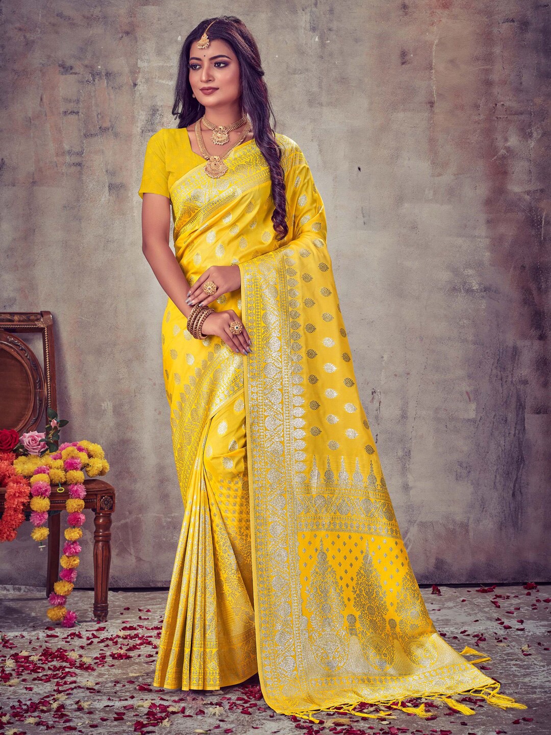 

SANGAM PRINTS Ethnic Woven Design Zari Mysore Silk Saree, Yellow