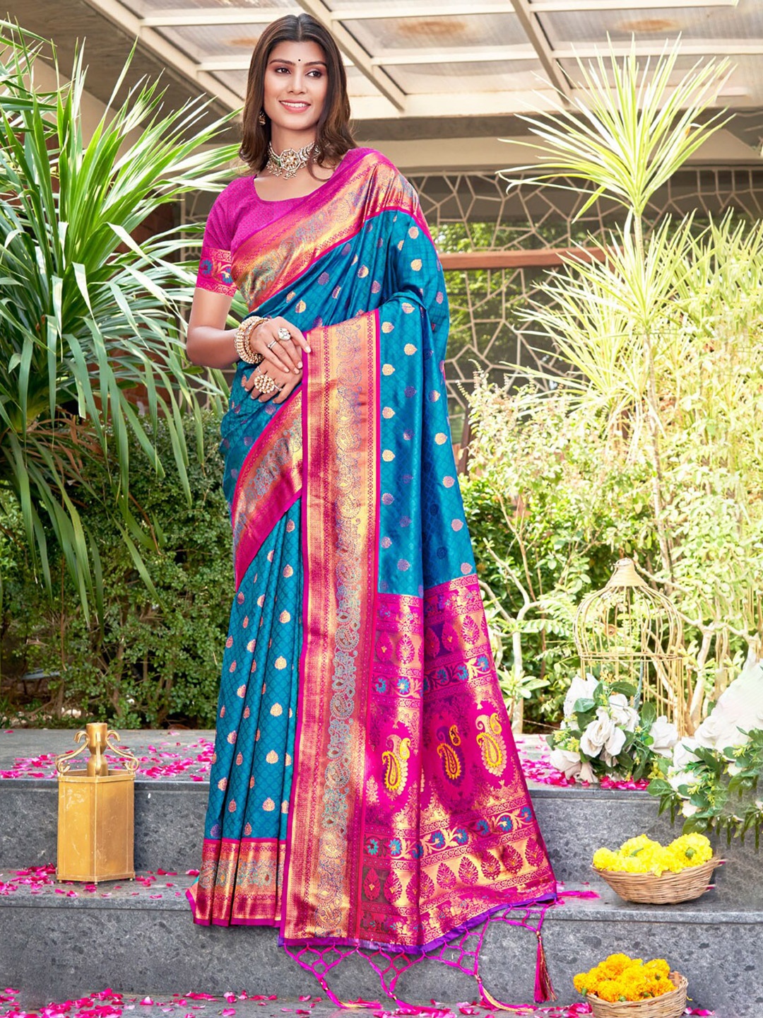 

SANGAM PRINTS Ethnic Motifs Woven Design Zari Paithani Saree, Blue