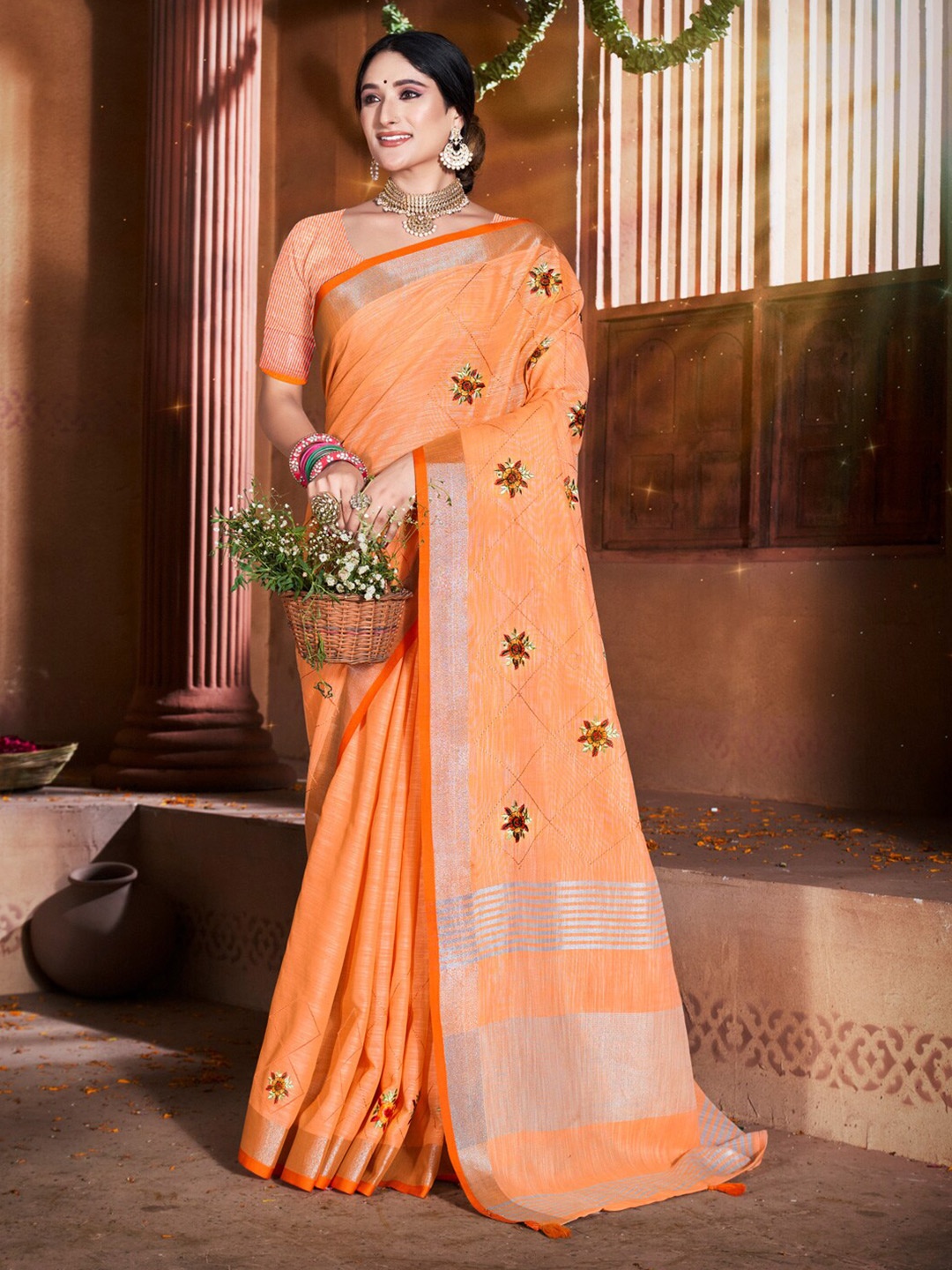 

SANGAM PRINTS Floral Embroidered Zari Linen Blend Saree, Orange