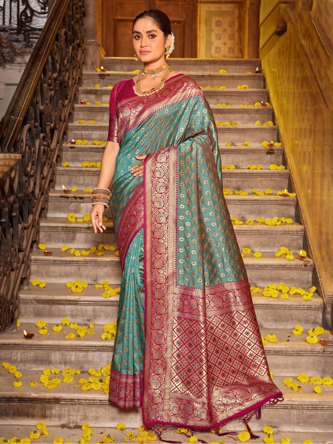 

SANGAM PRINTS Ethnic Motifs Woven Design Zari Banarasi Saree, Sea green