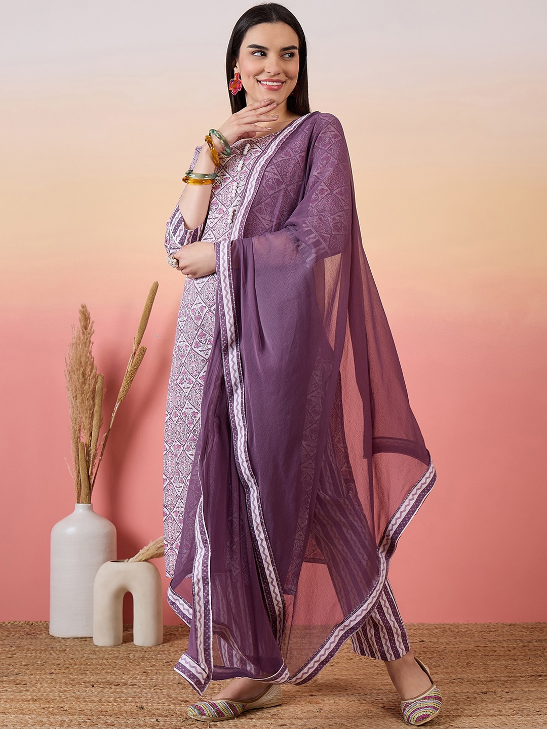 

BLACK SCISSOR Ethnic Motifs Printed Regular Kurta With Trousers & Dupatta, Purple