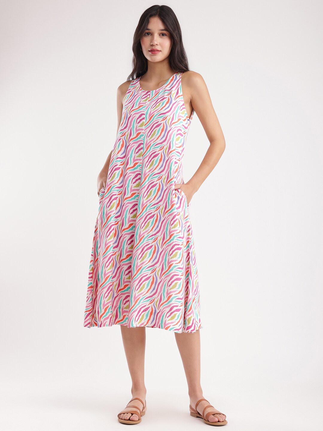 

FableStreet Floral Printed Cotton A-Line Midi Dress, White