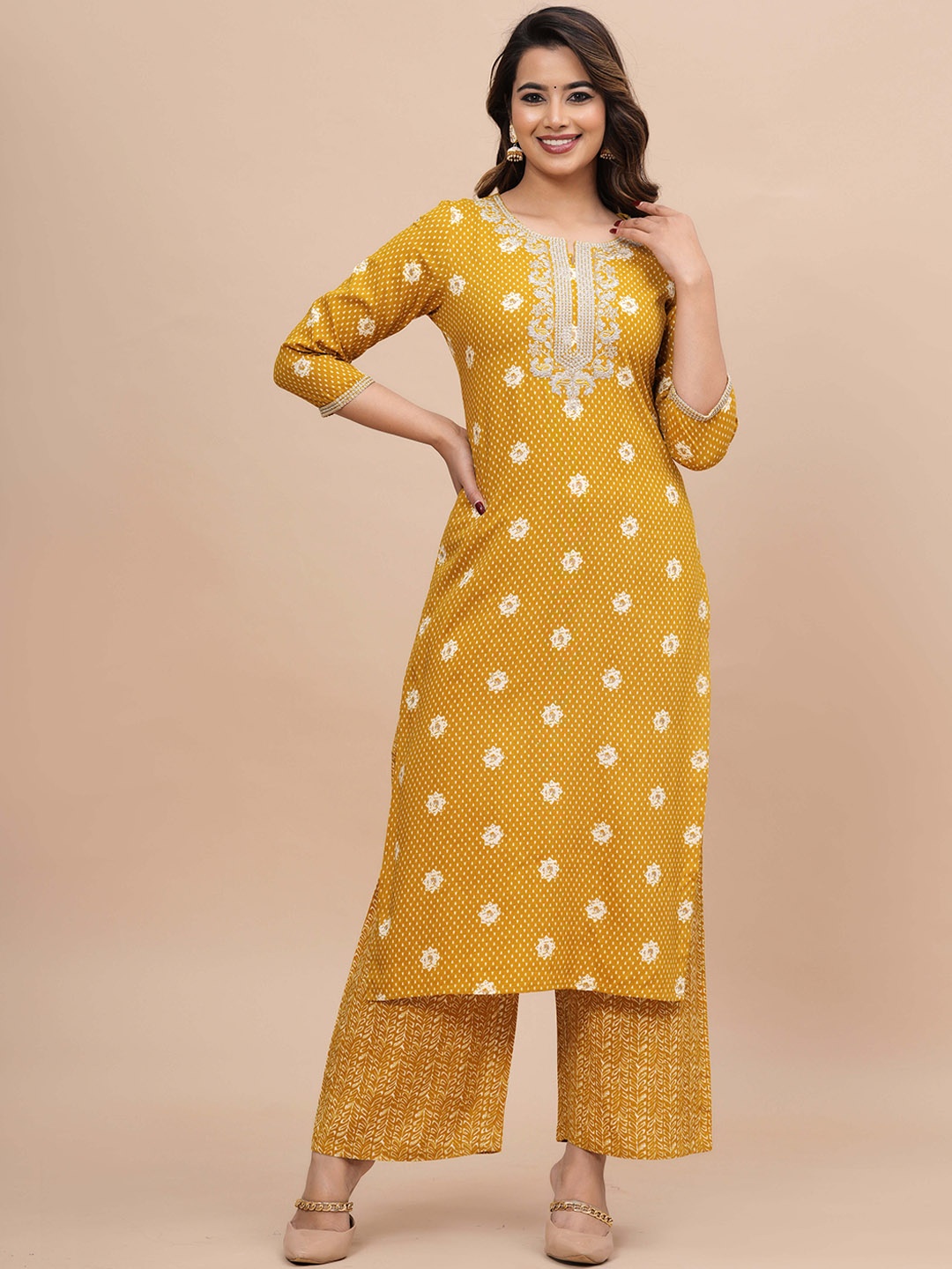 

SIDDHANAM Floral Printed Regular Thread Work Kurta with Trousers, Yellow